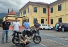 Polres-Manggarai-Berhasil-Ungkap-Kasus-Curanmor,-Satu-Pelaku-Diamankan-Bersama-Barang-Bukti-Motor-yang-Sempat-Diubah-Warna