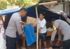 Bhabinkamtibmas-Polsek-Reo-Sambangi-Korban-Gempa,-Salurkan-Bantuan-dan-Pastikan-Kondisi-Warga