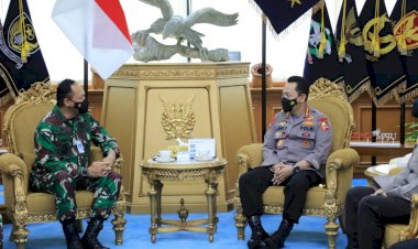 Kunjungi-KSAU,-Kapolri-Harap-Sinergitas-Dari-Atas-Hingga-Bawah-Tegakan-Displin-Prokes-Masyarakat