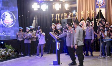 Kapolri-Launching-Aplikasi-Propam-Presisi