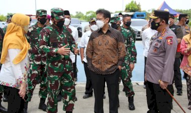 Panglima,-Kapolri-dan-Menkes-Tinjau--Rusun-Nagrak-dan-Beberapa-Posko-PPKM-Mikro-di-Jakarta