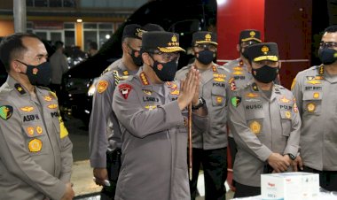 Kapolri-Cek-Pasien-Covid-19-Terlayani-dengan-Baik-di-RS-Polri-dan-Berikan-Bansos-ke-Nakes