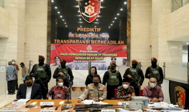 Tangkap-53-Terduga-Teroris-di-11-Provinsi,-Polri-Paparkan-Sumber-Pendanaan-Kelompok-JI