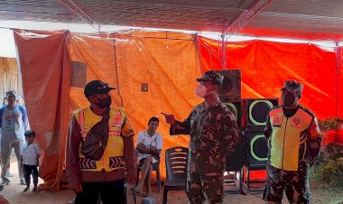 Bhabinkamtibmas-dan-Bhabinsa-Wae-Ri'i-Bubarkan--Pesta-Sekolah