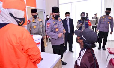 Kapolri-Resmikan-Gedung-Baru-Ponpes-Assalam-Sekaligus-Tinjau-Vaksinasi-se-Jawa-Barat