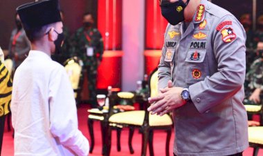 Kapolri-Tekankan-TNI-Polri-Terus-Bersinergi-Wujudkan-Target-Vaksinasi-Presiden-Jokowi