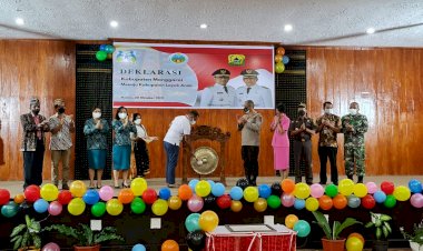 Kapolres-Manggarai-mengikuti-Deklarasi-Kabupaten-Manggarai-Menuju-Kabupaten-Layak-Anak