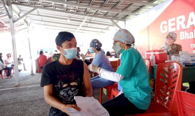 Polres-Manggarai-Kembali-Laksanakan-Vaksinasi-Tahap-I