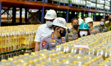 Kapolri-Pastikan-Awasi-Alur-Distribusi-dan-Harga-Minyak-Goreng--di-Pasar