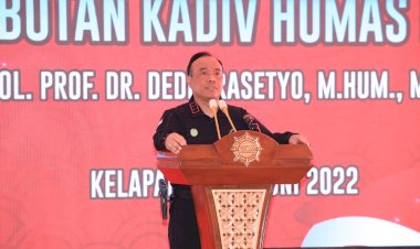 Pati-Polri-dan-Wartawan-Ramaikan-Lomba-Menembak-Piala-Kapolri