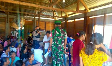 Pengamanan-Vaksinasi-Massal-Oleh-Bhabinkamtibmas-Dan-Bhabinsa-Desa-Rado