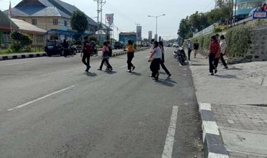 Samapta-Polres-Manggarai-Laksanakan-Patroli-Dialogis