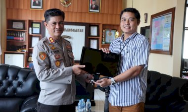 Penyerahan-Bantuan-Hibah-Bank-BRI-Kepada-Polres-Manggarai
