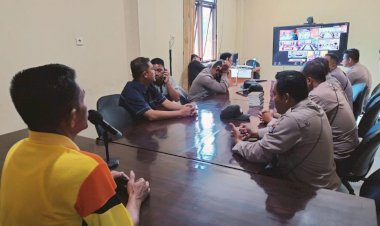 Tingkatkan-pemahaman-rohani-Islam-di-kalangan-personil-Polres-Manggarai-melalui-zoom-meeting-pembinaan-rohani