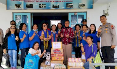 Binmas-Polres-Manggarai-dampingi-kegiatan-Kunjungan-Bakti-Sosial-dalam-rangka-Memperingati-Hut-WKRI-ke-99