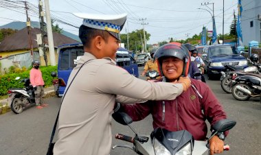 Pelaksanaan-Ops-Patuh-Turangga-2023-di-Wilayah-Hukum-Polres-Manggarai-Mendorong-Kesadaran-Berlalu-Lintas