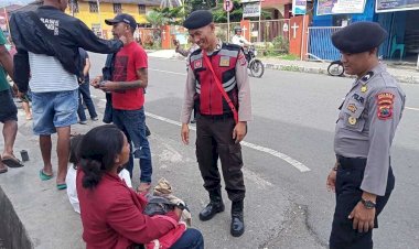 Kanit-Turjawali-Aiptu-Ferdi-Ador-Pimpin-Langsung-Patroli-Samapta-di-Kota-Ruteng
