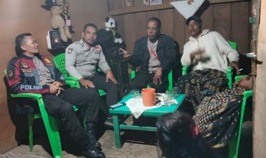 Kapolsek-Cibal-dan-Anggota-Piket-Polsek-Cibal-Melaksanakan-Patroli-dan-Penggalangan-di-Wilayah-Cibal