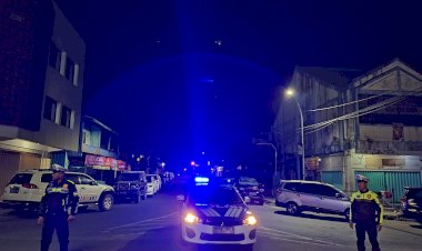 GIAT-PATROLI-KRYD,-PAMTURLALIN,-DAN-HIMBAUAN-KAMSELTIBCAR-LANTAS-GUNA-MENINGKATKAN-KEAMANAN-BERLALU-LINTAS-DI-KOTA-RUTENG