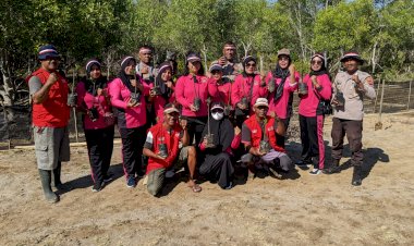 Penghijauan-dan-Penanaman-Pohon-Serentak-oleh-Polsek-Reo-untuk-Kelestarian-Lingkungan