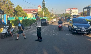 Personel-Sat-Lantas-Polres-Manggarai-Gelar-Apel-Pagi-Persiapan-Pelaksanaan-Gatur-Pagi