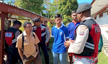 Wujudkan-Situasi-Kamtibmas-Kondusif-di-Kota-Ruteng-Anggota-Samapta-Polres-Manggarai-laksanakan-Patroli-Rutin