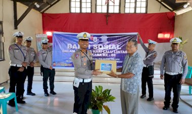 Kasat-Lantas-Polres-Manggarai-Gelar-Kegiatan-Baksos-dalam-Rangka-HUT-Lantas-Ke-68