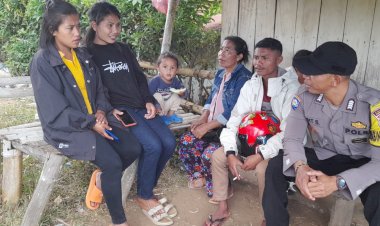 Bhabinkamtibmas-BRIPKA-Damasus-Saverinus-Sunding-Berikan-Himbauan-Kamtibmas-di-Kelurahan-Karot