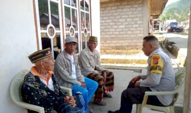 Bhabinkamtibmas-Kecamatan-Lelak-Ajak-Masyarakat-Waspadai-Tindak-Pidana-dan-Bahaya-Lingkungan