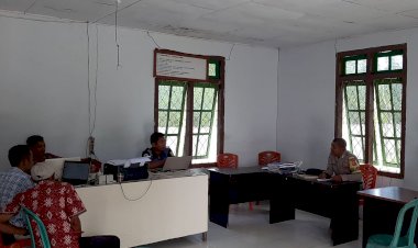 Bripka-Semris-Bell-Bhabinkamtibmas-Reok-Barat-Sosialisasi-Pencegahan-Tindak-Pidana-Perdagangan-Orang,-Karkutla,-dan-HPR