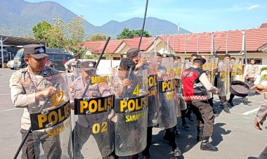 Asah-kemampuan-dan-kesiapan-menghadapi-Pemilu-2024,-Polres-Manggarai-gelar-Latihan-Dalmas.