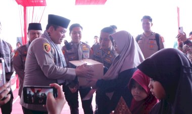 Bahagianya-Warga-Ciamis-dapat-Bantuan-Sumur-Bor-dan--Paket-Sembako-dari-Operasi-NCS-Polri
