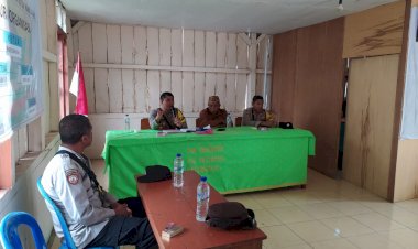 Tingkatkan-Pemahaman-Hukum-Masyarakat,-Kapolsek-Reo-Berikan-Penyuluhan-Hukum-di-Desa-Nggalak