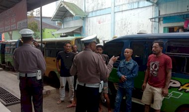 Satuan-Lalu-Lintas-Polres-Manggarai-Laksanakan-Patroli-KRYD,-Pamturlalin,-dan-Himbauan-Kamseltibcar-Lantas-di-Kota-Ruteng