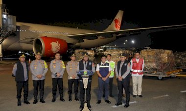 Pesawat-Ketiga-Berisikan-Bantuan-Kemanusiaan-Bagi-Warga-Palestina-Diberangkatkan