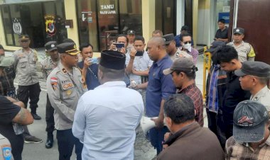 Polres-Manggarai-Terima-Aksi-Damai-dari-LSM-LPPDM-Terkait-Tambang-Ilegal-di-Pantai-Iteng