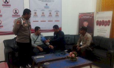 Operasi-Mantap-Brata:-Tim-Sidokkes-Polres-Manggarai-Laksanakan-Pemeriksaan-Kesehatan-dan-Pembagian-Vitamin-Terhadap-Personil-Pengamanan-dalam-Rangka-OMB-2023-2024