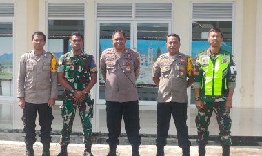 Personil-Pos-Pelayanan-di-Bandara-Frans-Sales-Lega-Ruteng,-Lakukan-Pengamanan-dan-Pelayanan-terhadap-Penumpang-Pesawat-Susi-Air.