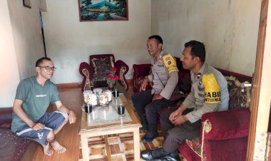 Patroli-Bhabinkamtibmas-dan-Sosialisasi-TPPO,-Rabies,-dan-Pencegahan-Bencana-Alam-di-Kampung-Tuke