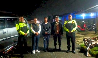 Operasi-Mantap-Brata:-Personil-Polres-Manggarai-Lakukan-Pengamanan-Ketat-pada-Kampanye-Caleg-HANURA-di-Manggarai-I