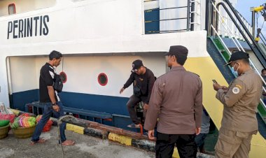 Pengamanan-Kapal-Penumpang-KM.SABUK-NUSANTARA-55-di-Pelabuhan-Laut-Reo