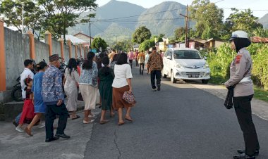 Polres-Manggarai-Pastikan-Keamanan-Ibadah-Minggu-di-Gereja-Gereja-Kabupaten-Manggarai