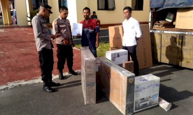 Tingkatkan-Pelayanan-Masyarakat,-Polres-Manggarai-Terima-Perangkat-Layanan-110-Terbaru