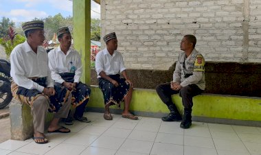 Bripka-Semris-Bell,-Bhabinkamtibmas-Kec.-Reok-Barat-Melaksanakan-Giat-Edukasi-dan-Pencegahan-Berbagai-Aspek