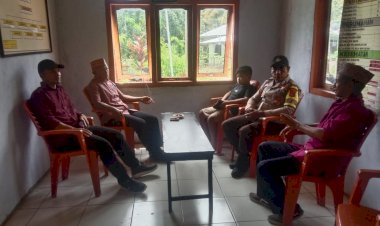 Sosialisasi-Pencegahan-Bencana-Alam-dan-Kampanye-Damai-oleh-Bripka-ARSEL-LIUNIMA-di-Desa-Satar-Lenda,-Kecamatan-Satarmese-Barat