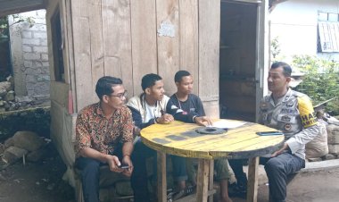 Bhabinkamtibmas-AIPDA-Maximus-Setu-Sambangi-Warga-Nekang-dalam-Giat-Patroli-Kamtibmas