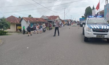 Satuan-Lalu-Lintas-Polres-Manggarai-lakukan-Pengamanan-Sholat-Jumat-di-Masjid-Agung-Baiturahman-Kumba