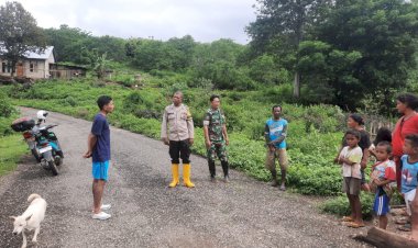 Bhabinkamtibmas-dan-Babinsa-Bersinergi-jaga-Situasi-Kamtibmas-di-Desa-Paralando,-Reok-Barat