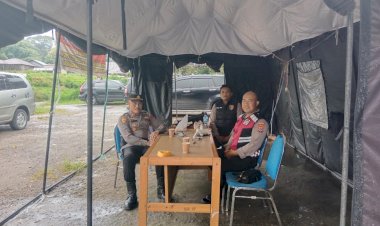 Operasi-Mantap-Brata:-Pengecekan-Kesiagaan-Petugas-Pengamanan-Piket-Kantor-KPUD-Kabupaten-Manggarai