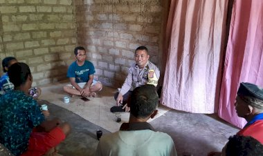 Bhabinkamtibmas-Kecamatan-Rahong-Utara-Gencar-Lakukan-Pencegahan-TPPO,-Bencana-Alam,-HPR,-Kenakalan-Remaja,-dan-Himbauan-Pemilu-Damai-2024-di-Kampung-Rongkam